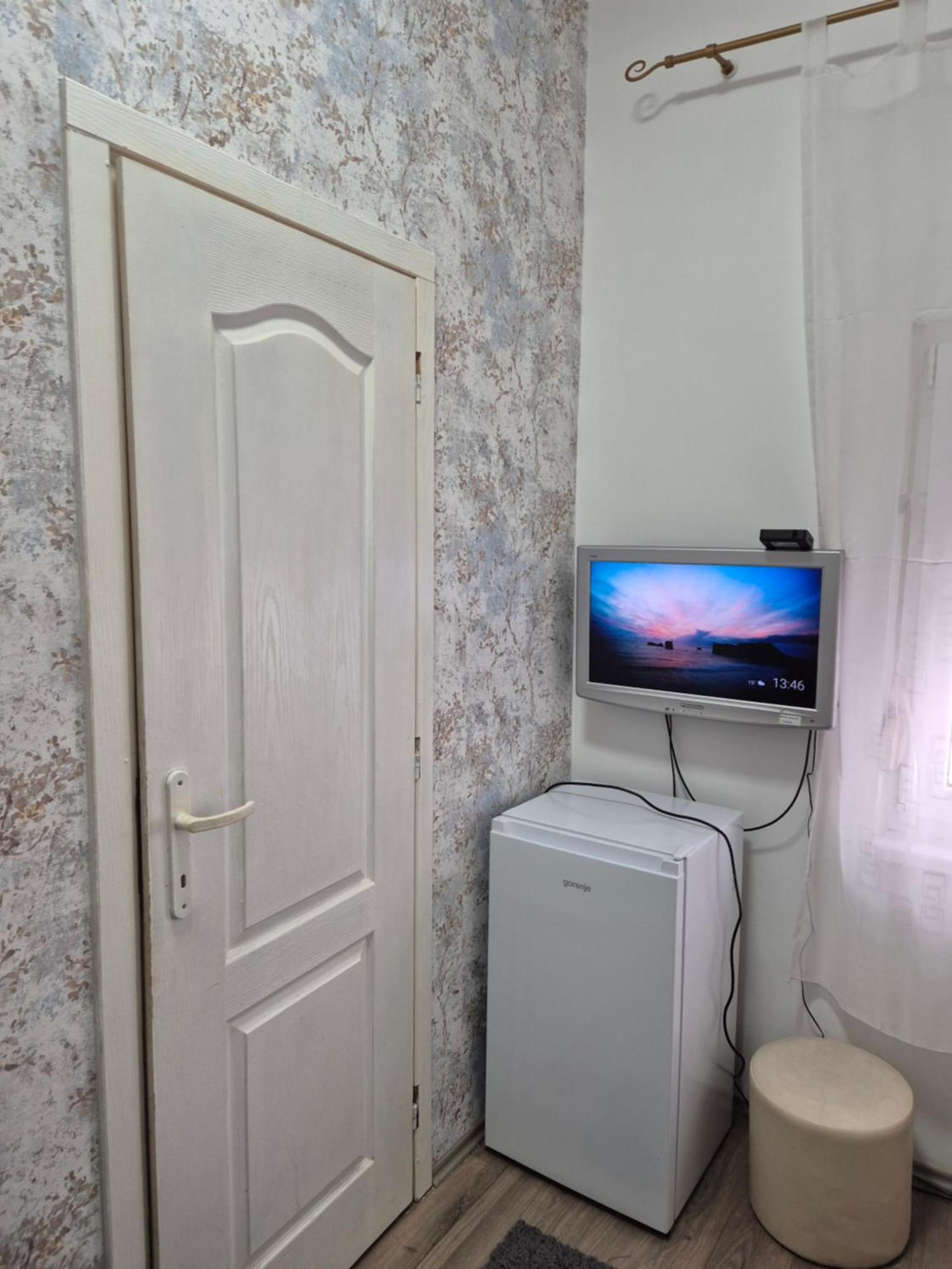 Rooms Villa Luigi Pančevo Exteriör bild